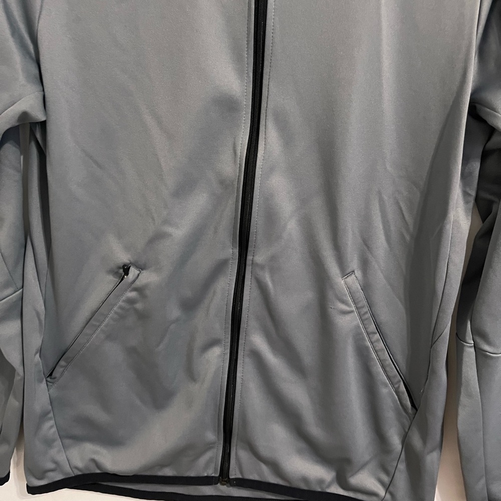 - Nike Jacket - Picture 3 of 8